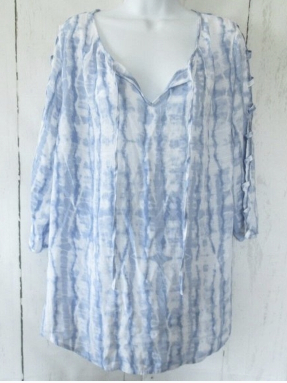 Como Blu Blue White Tie Dye 3/4 Sleeve Cage Style Sleeves Peasant Top Women's 1X